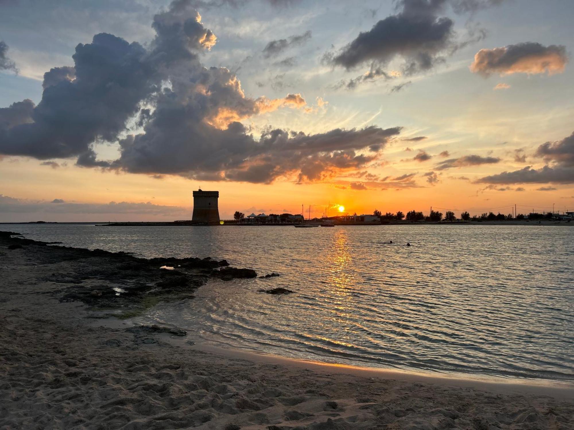 Salento Casa Vacanza Il Focolare Torchiarolo Zewnętrze zdjęcie